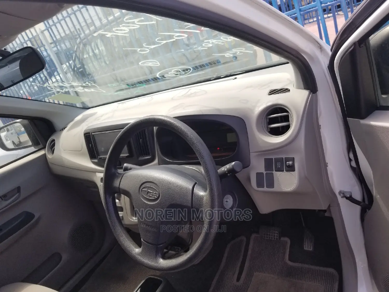 Subaru Pleo 2014 White