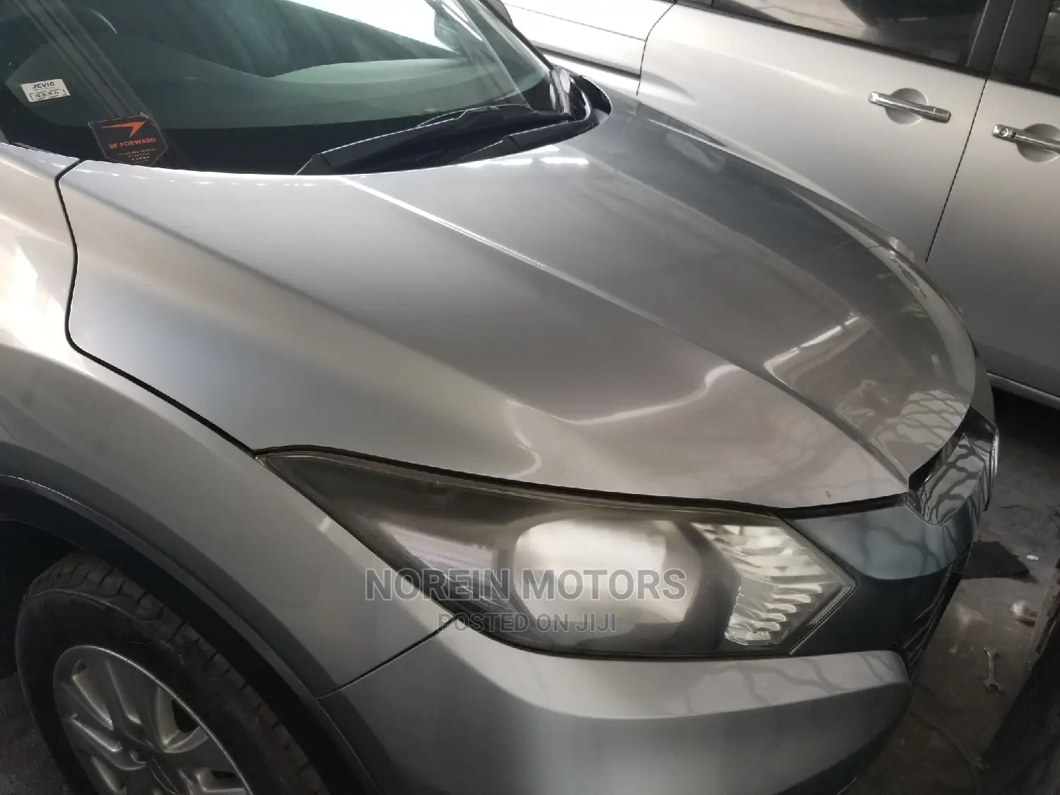 Honda Vezel 1.5 Hybrid 4WD 2015 Silver