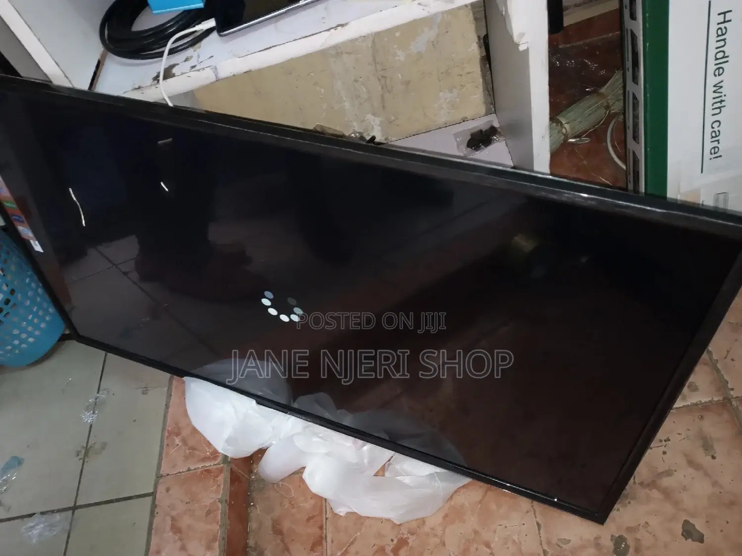 Vitron 40 Inchs Tv