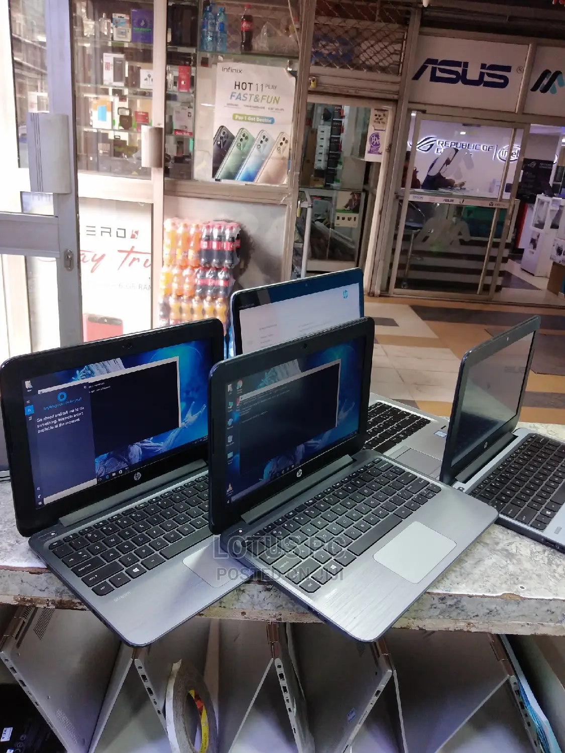 Laptop HP Stream Laptop 4GB Intel Celeron SSD 60GB