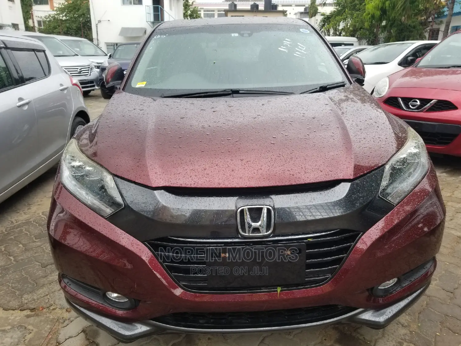 Honda Vezel 1.5 Hybrid 4WD 2015 Purple