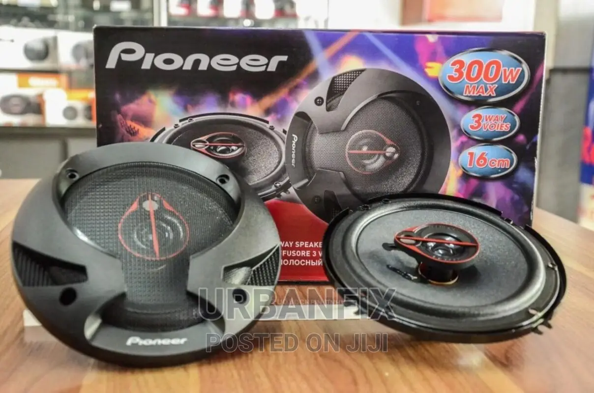 Pioneer 6 Inch 300 Watts Round Midrange Speakers