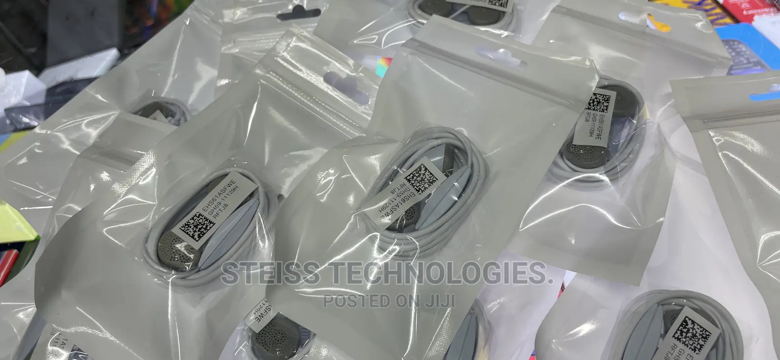 Samsung- Earphones-yj