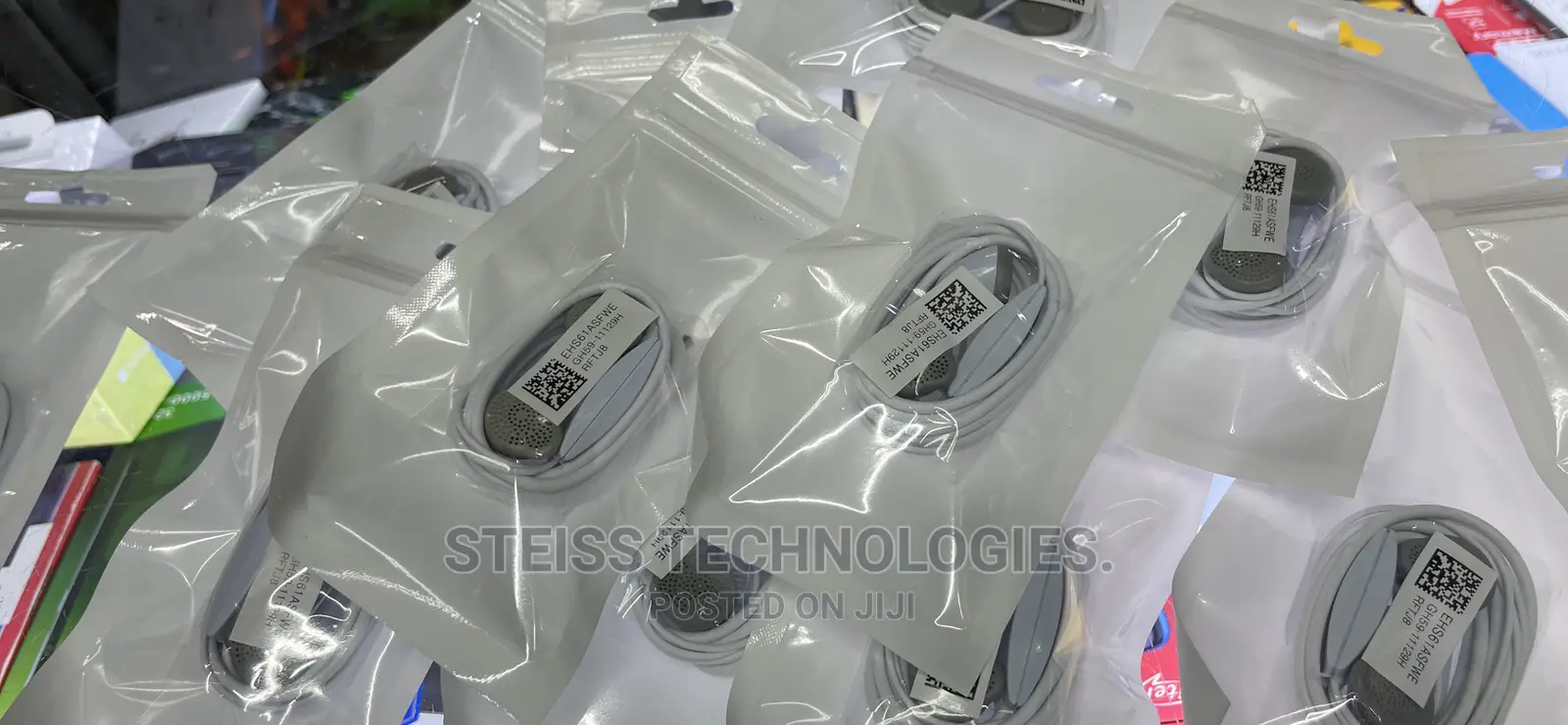 Samsung- Earphones-yj