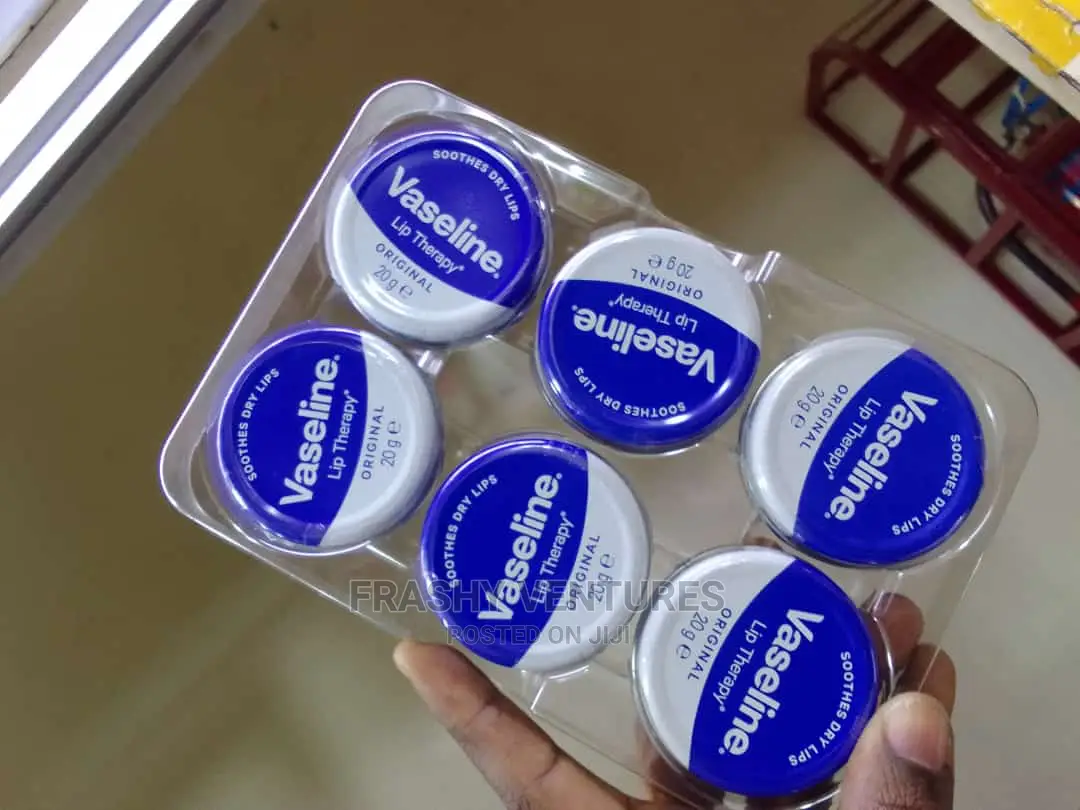 Soothing Vaseline Lip Therapy