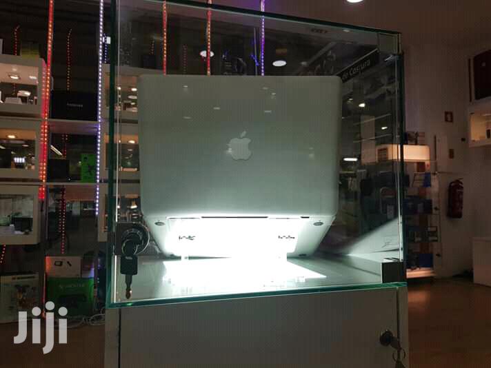 Laptop Apple MacBook Pro 4GB Intel Core i5 HDD 500GB