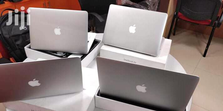 Laptop Apple MacBook Pro 4GB Intel Core i5 HDD 500GB