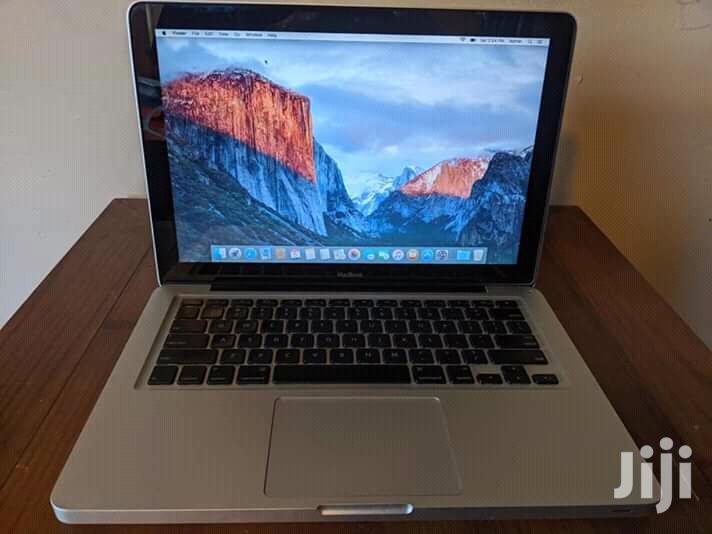 Laptop Apple MacBook Pro 4GB Intel Core i5 HDD 500GB