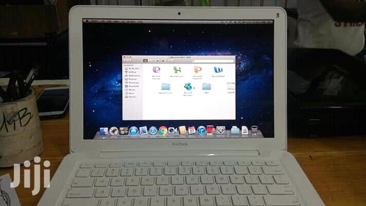 Laptop Apple MacBook 4GB Intel Core 2 Duo HDD 320GB