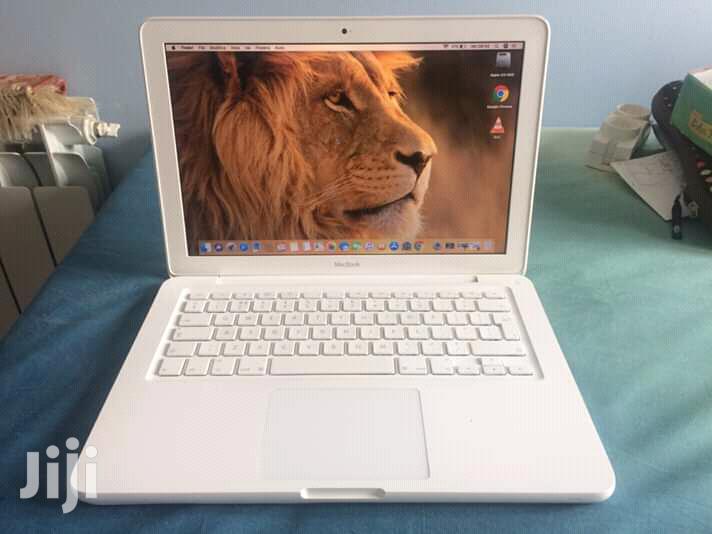 Laptop Apple MacBook 4GB Intel Core 2 Duo HDD 320GB