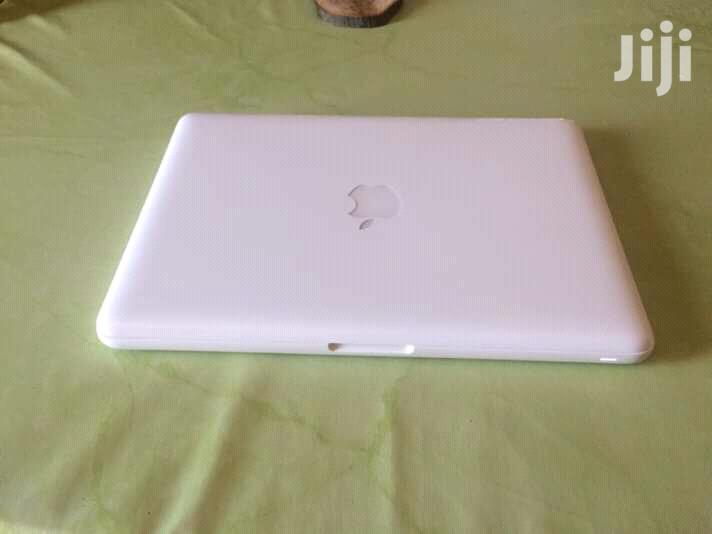 Laptop Apple MacBook 4GB Intel Core 2 Duo HDD 320GB