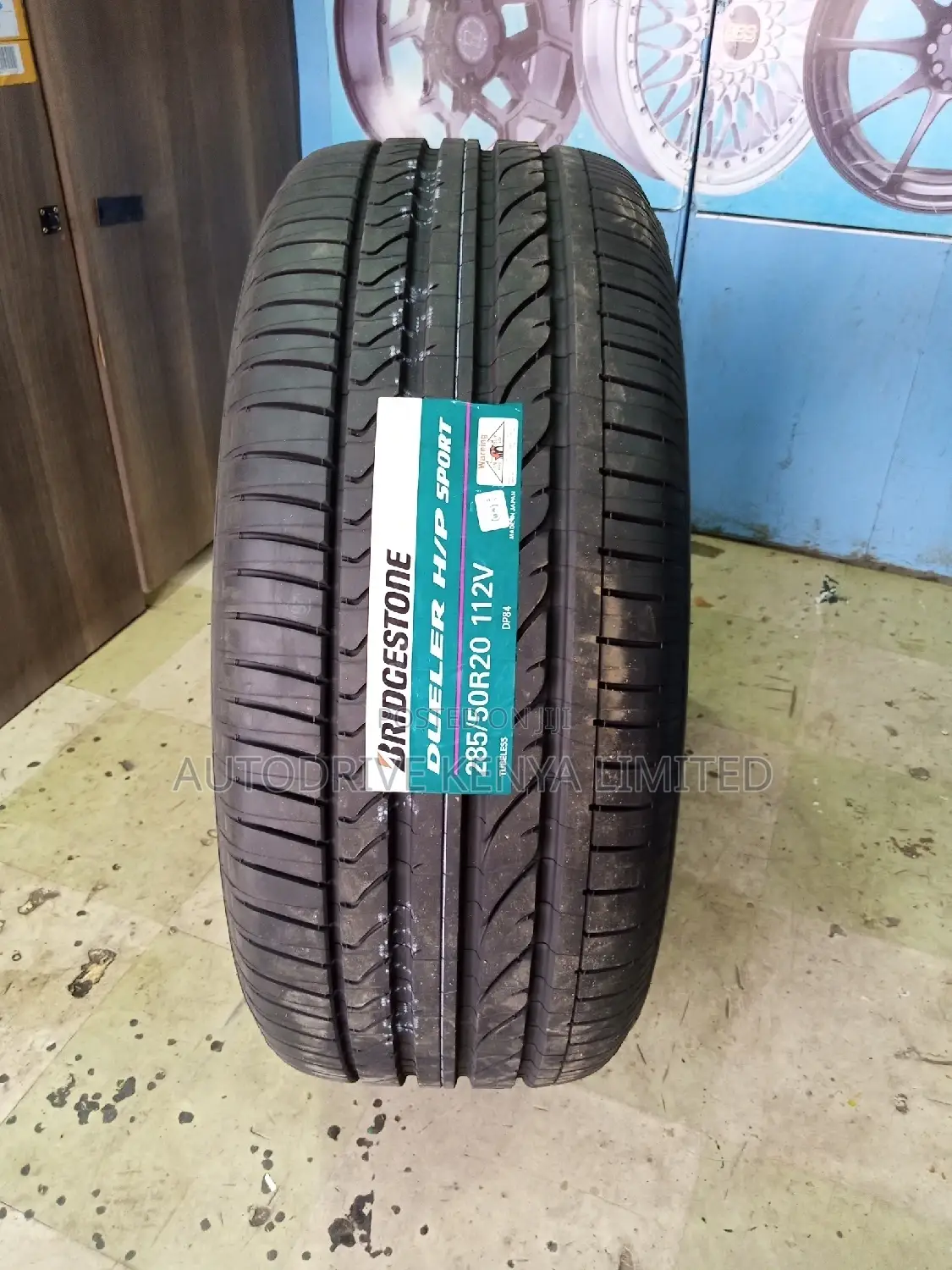 285/50r20 Bridgestone Tyre