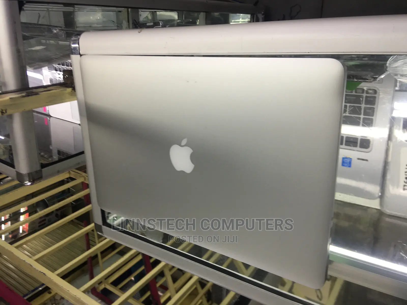 Laptop Apple MacBook Pro 2015 16GB Intel Core I7 SSD 512GB