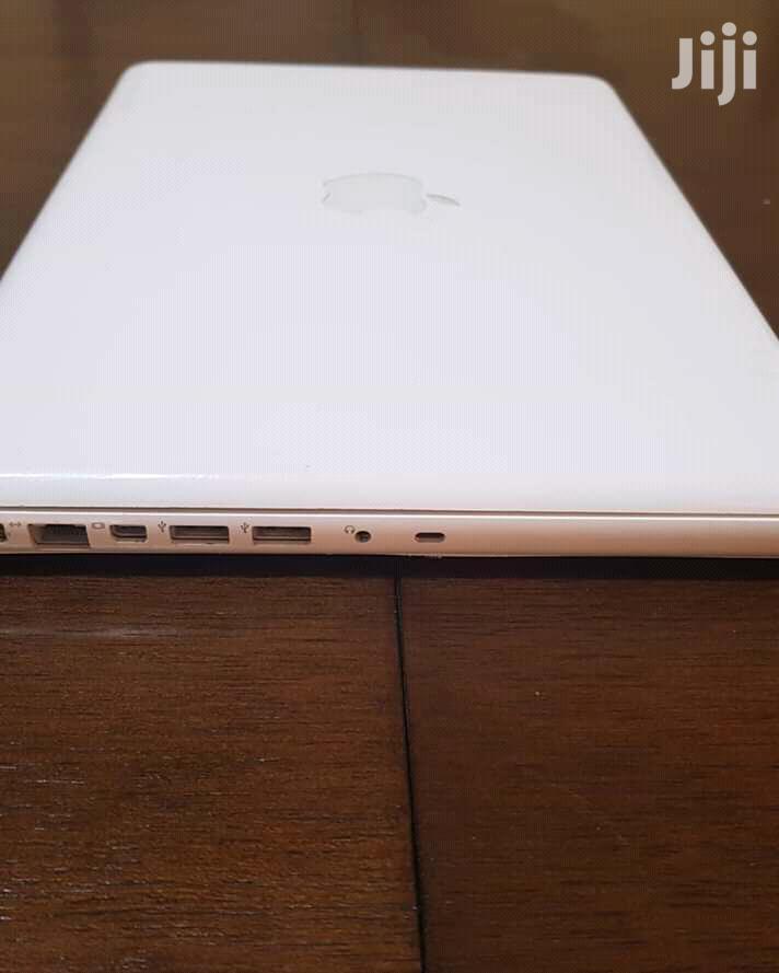 Laptop Apple MacBook 4GB Intel Core 2 Duo HDD 320GB