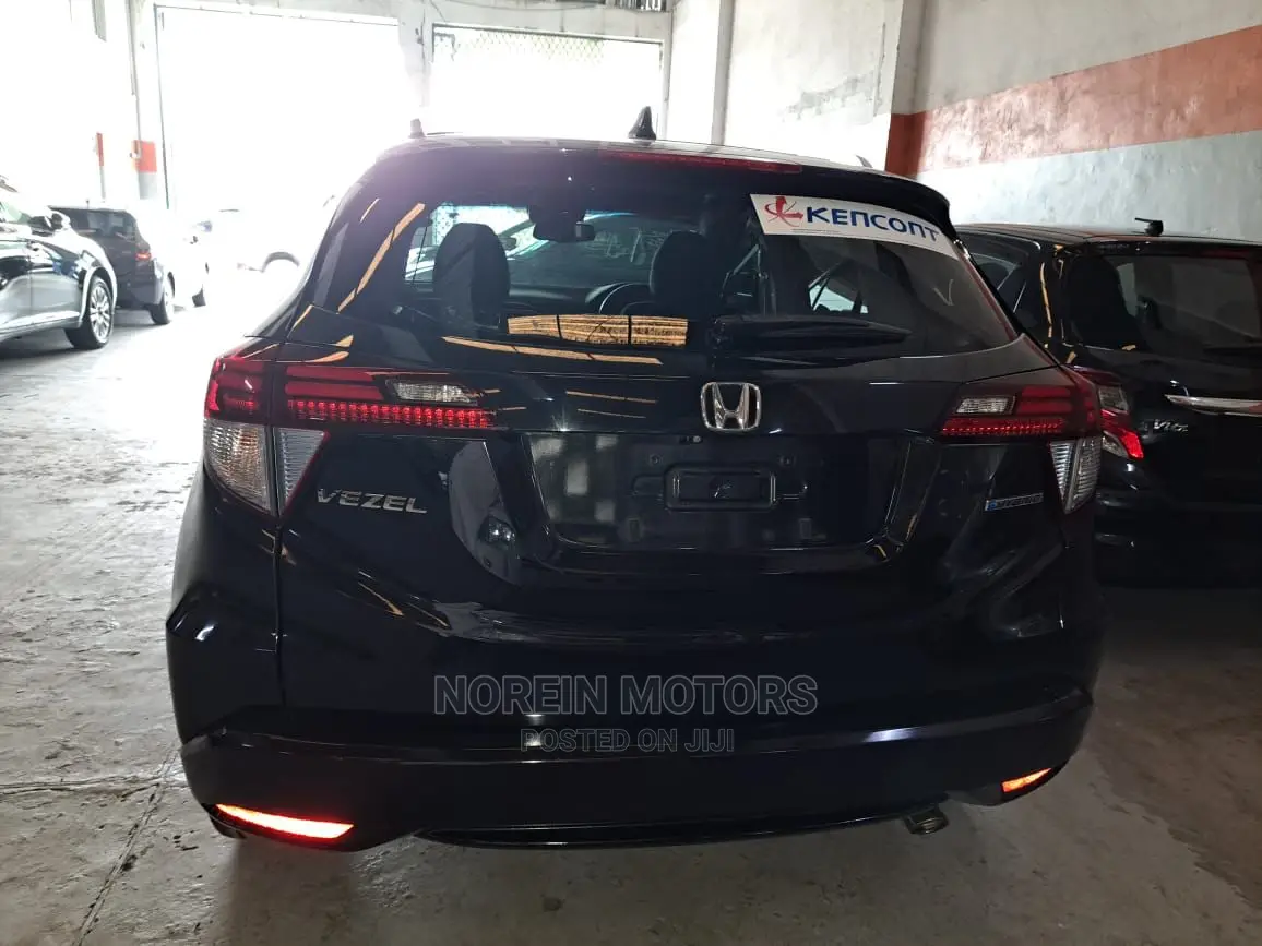 Honda Vezel 2015 Matt Black