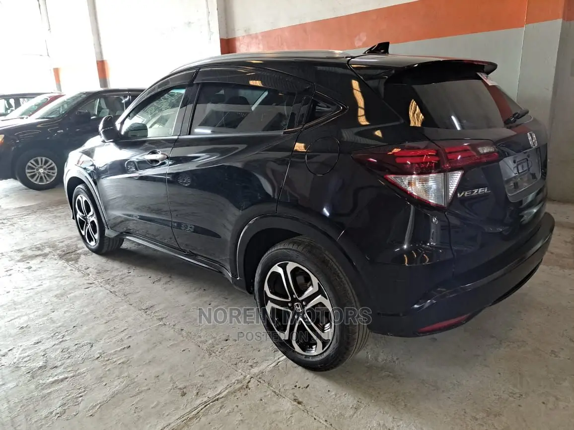 Honda Vezel 2015 Matt Black