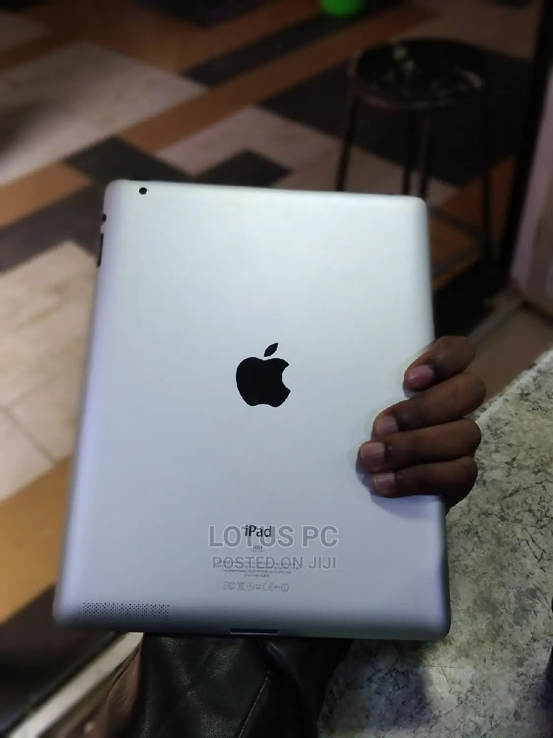 Apple iPad 2 Wi-Fi 16 GB Silver