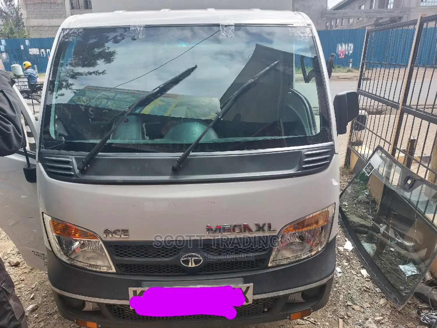 Tata Ace 2006 Model Front Windscreen