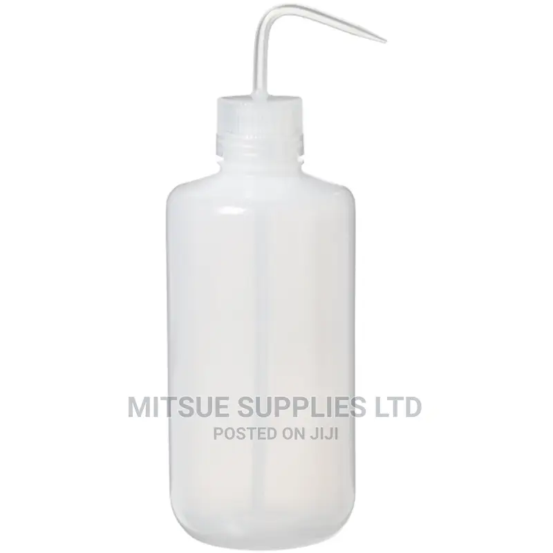 Laboratory Wash Bottle 250ml - Half a Dozen