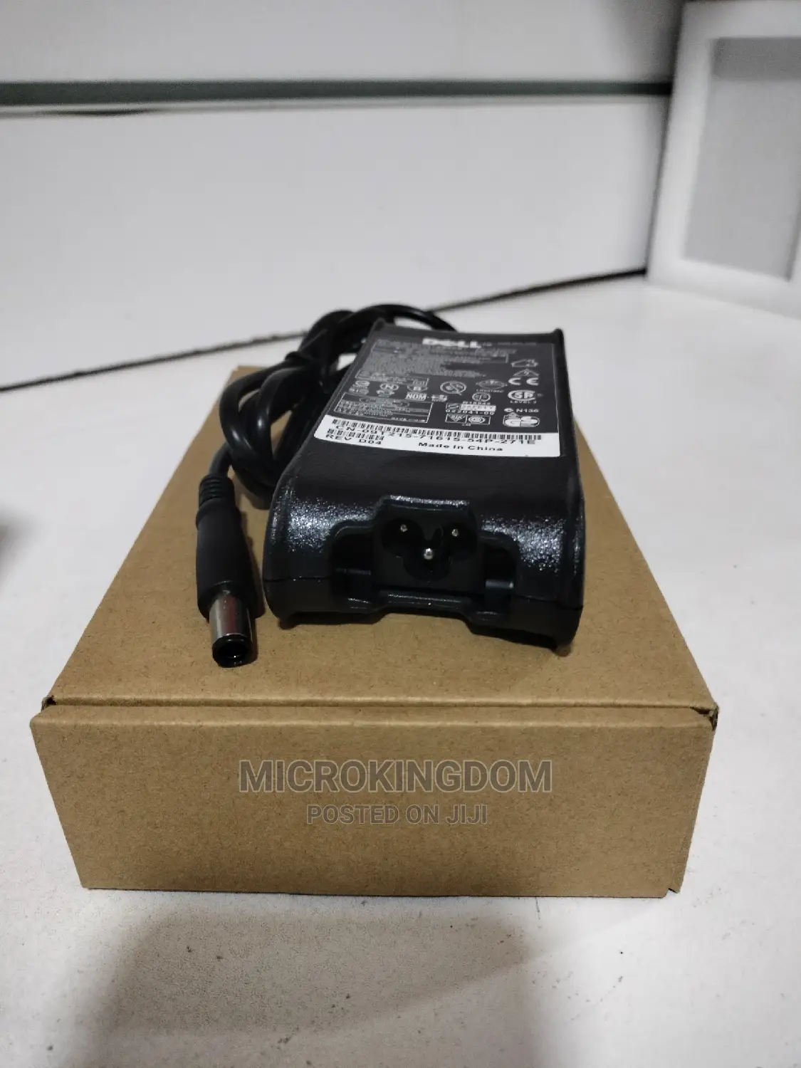 Dell Big Pin Adapter 19.5v 90w