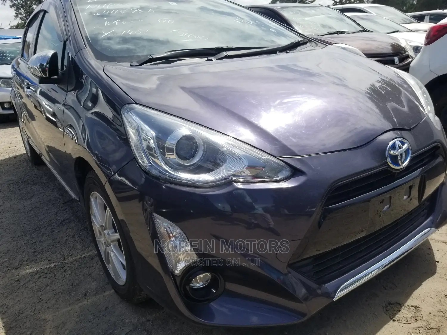 Toyota Aqua 2015 Black