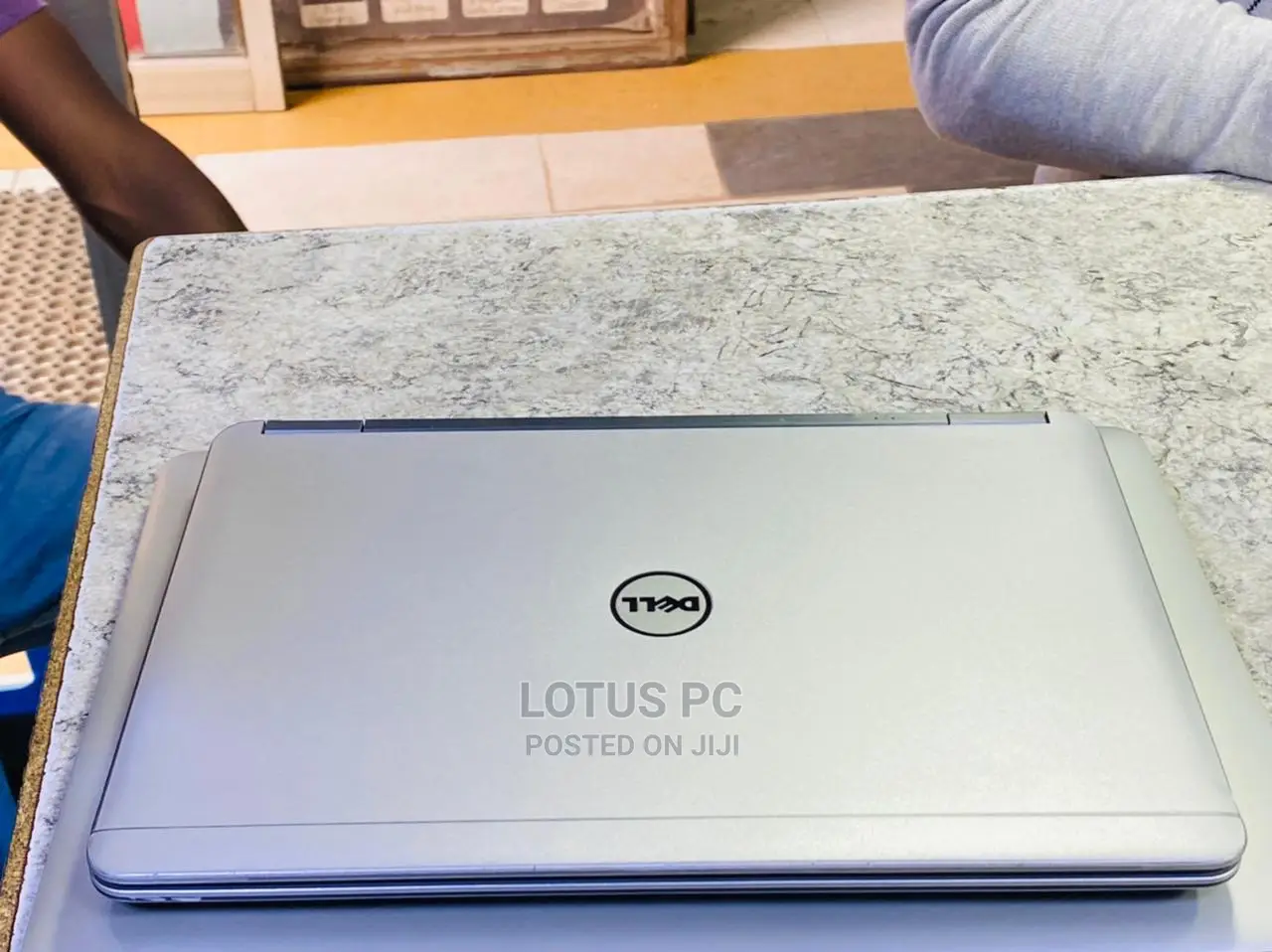 Laptop Dell Latitude E7240 4GB Intel Core I5 SSD 128GB