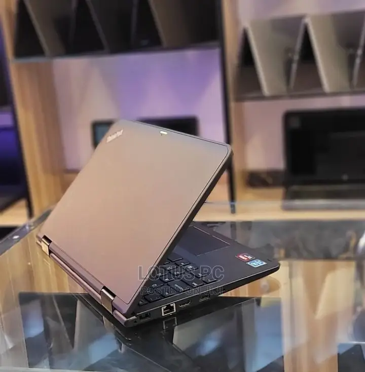 Laptop Lenovo Yoga 11e 4GB Intel Celeron SSD 128GB