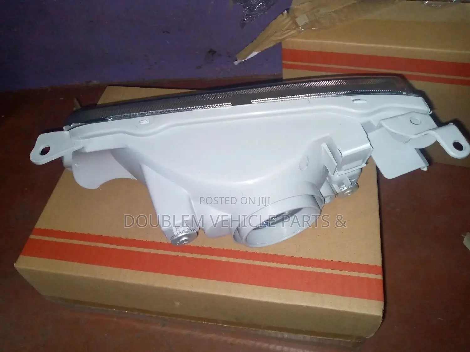 Headlamp Toyota Sprinter AE111