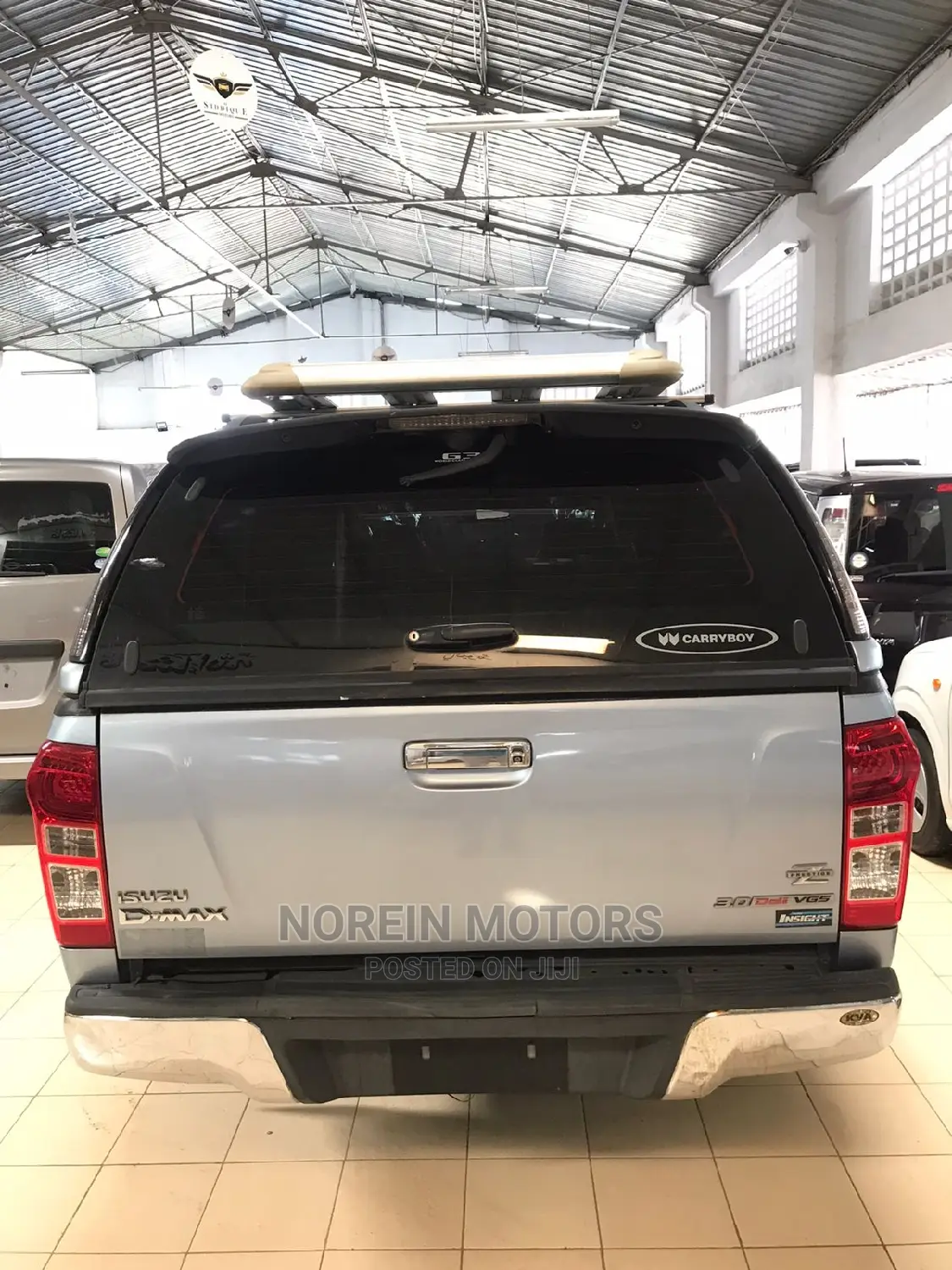 Isuzu D-Max 2015 Gray