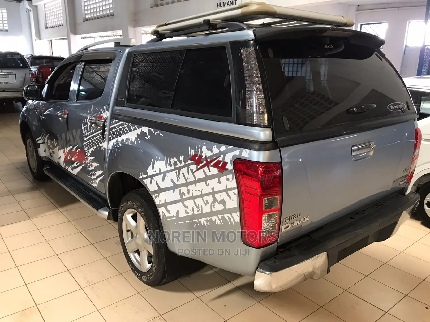 Isuzu D-Max 2015 Gray