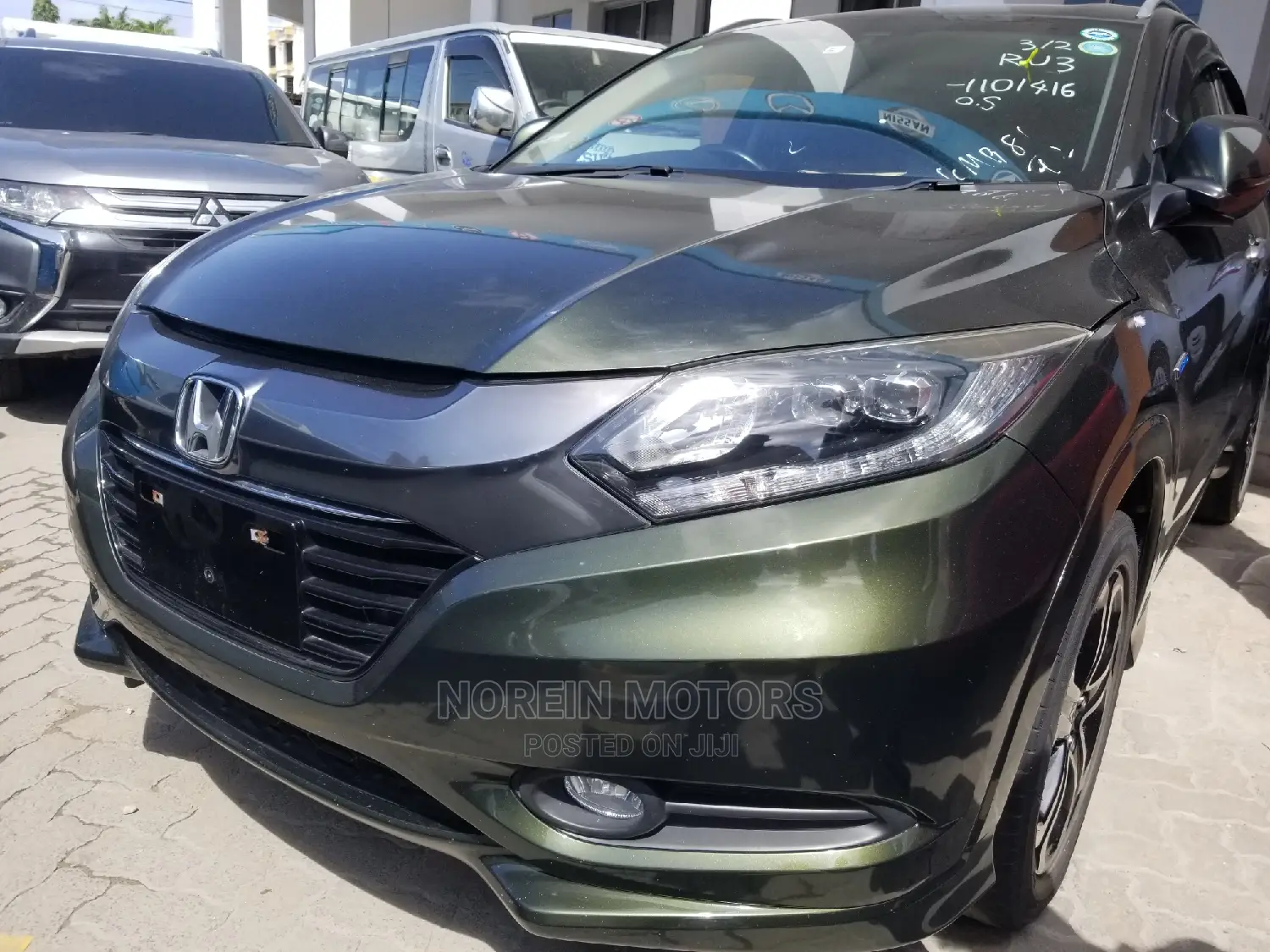 Honda Vezel 1.5 Hybrid 2WD 2015 Green
