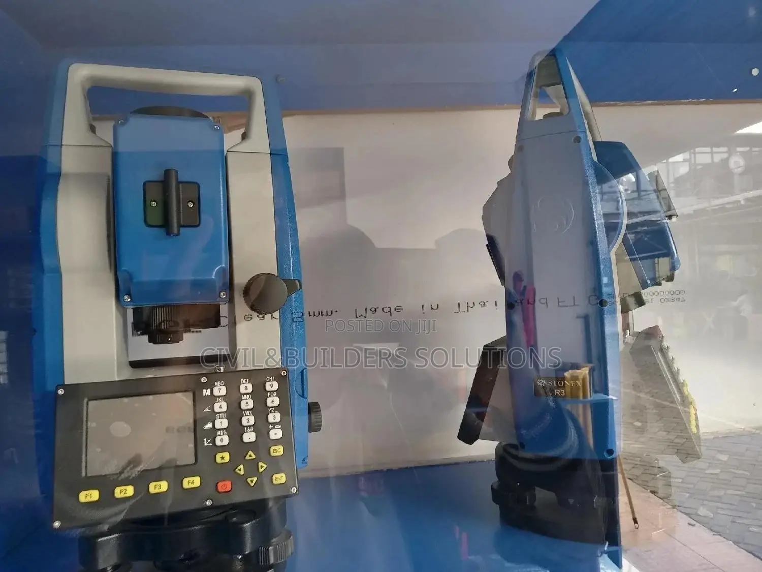 Stonex R3 Total Station