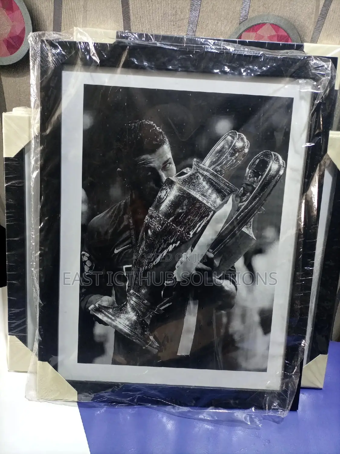 High-Quality Manchester United Wall Art Printed and Framed