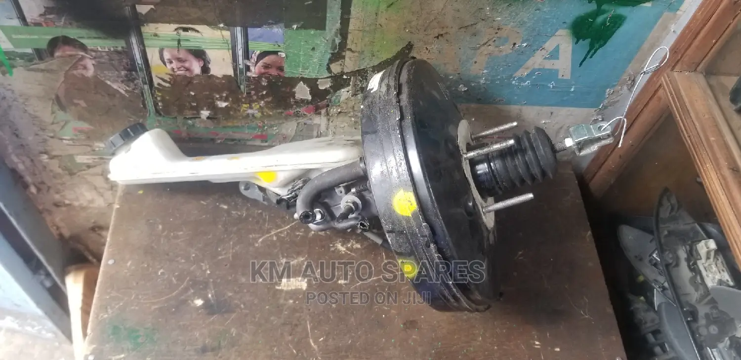 Mazda Cx9 Brake Booster/Master Cylinder.