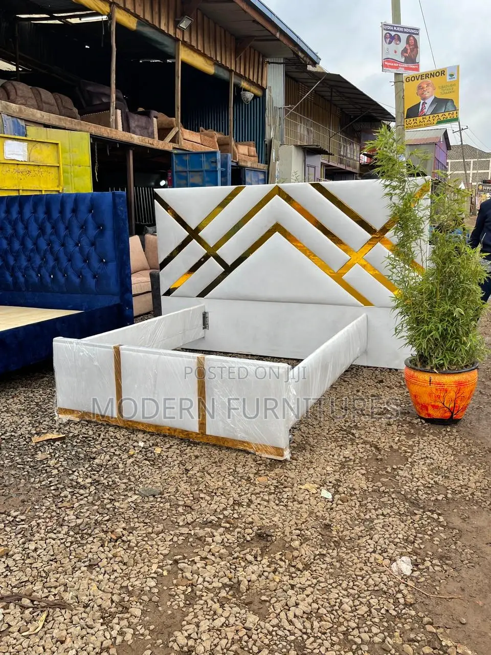 5/6 Modern Fabric Bed