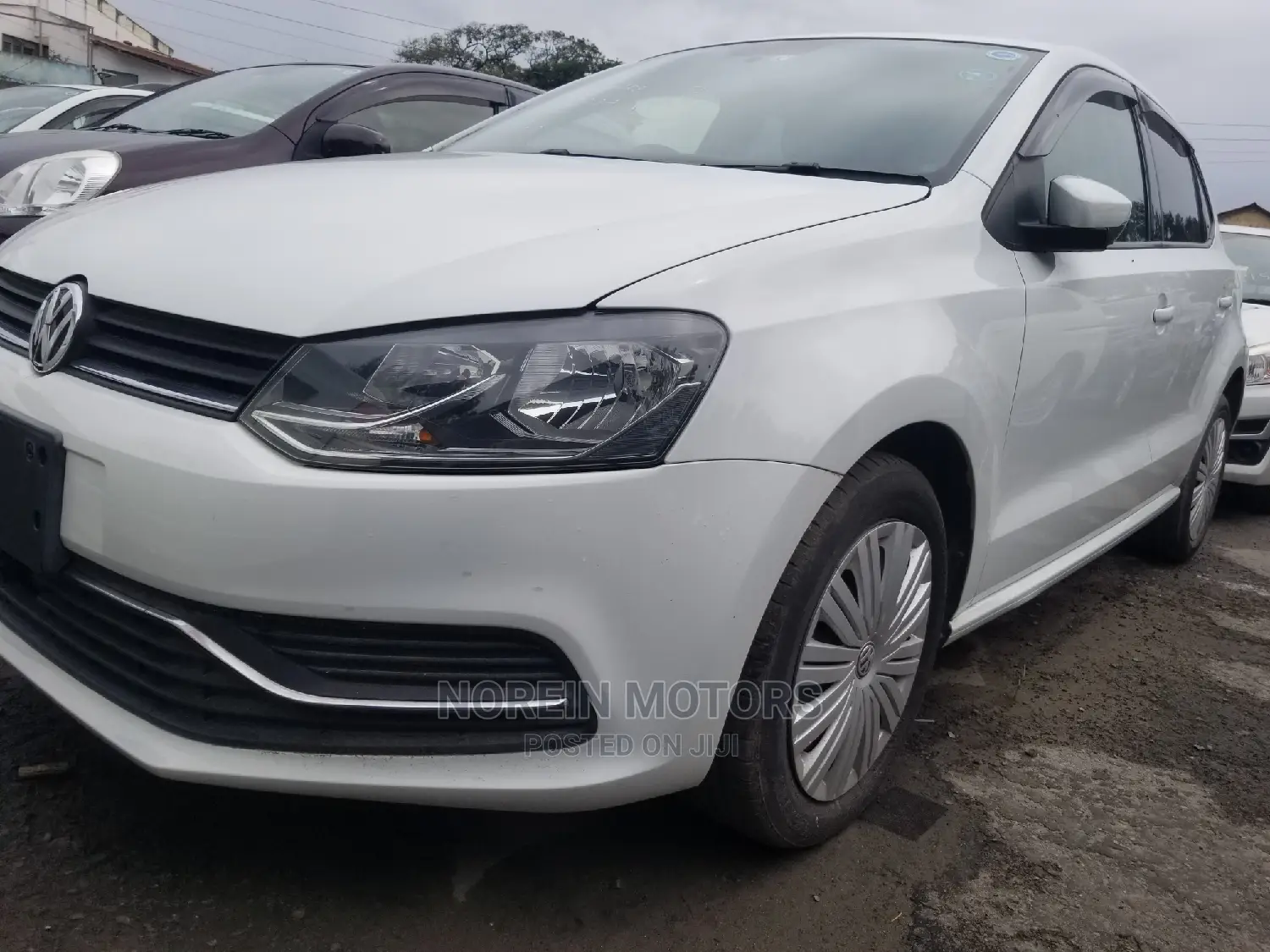 Volkswagen Polo 2014 White