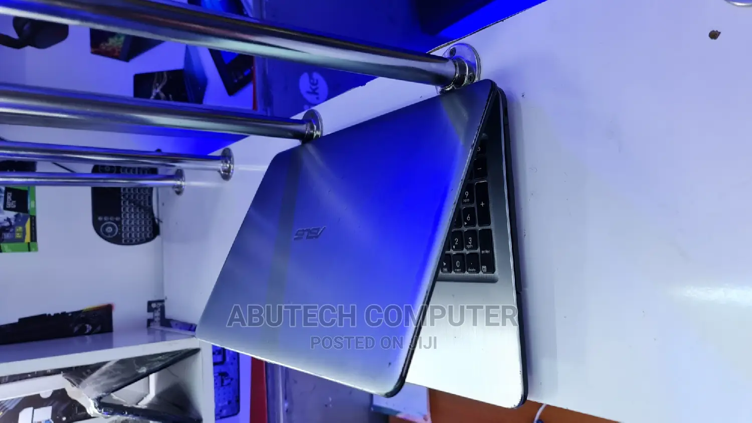 Laptop Asus X540LA 4GB Intel Core I3 HDD 500GB