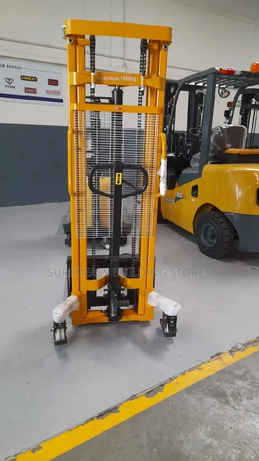 Hydraulic Manual Stacker 2ton.3mtrs.