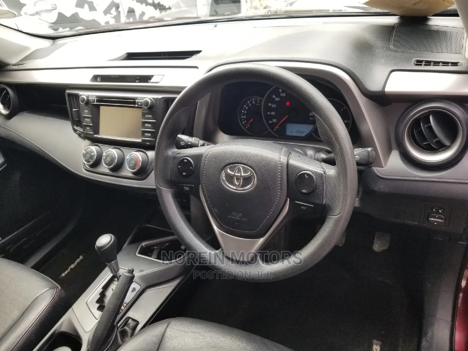 Toyota RAV4 LE 4dr SUV (2.5L 4cyl 6A) 2015 Red