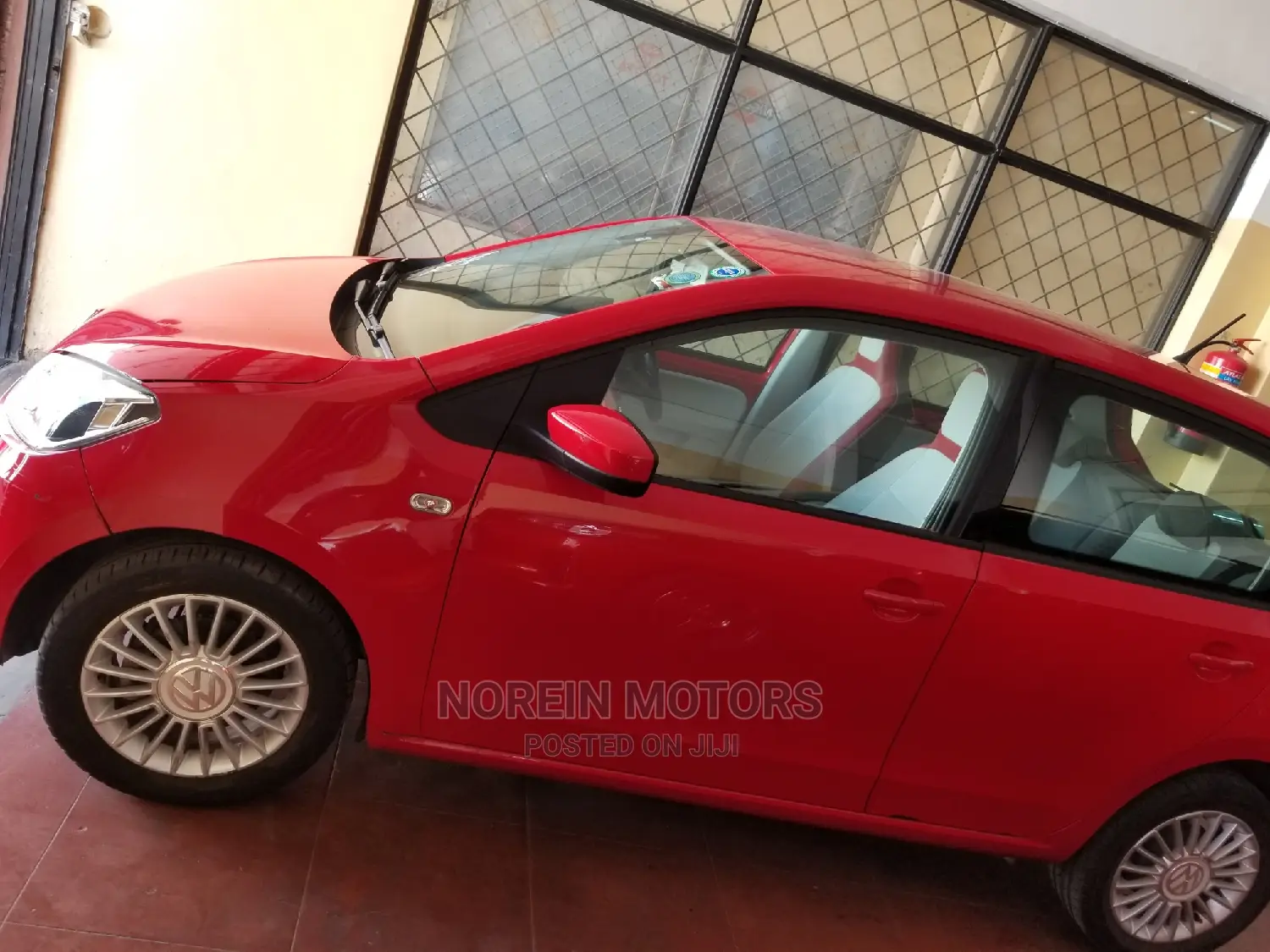 Volkswagen Up 2015 Red