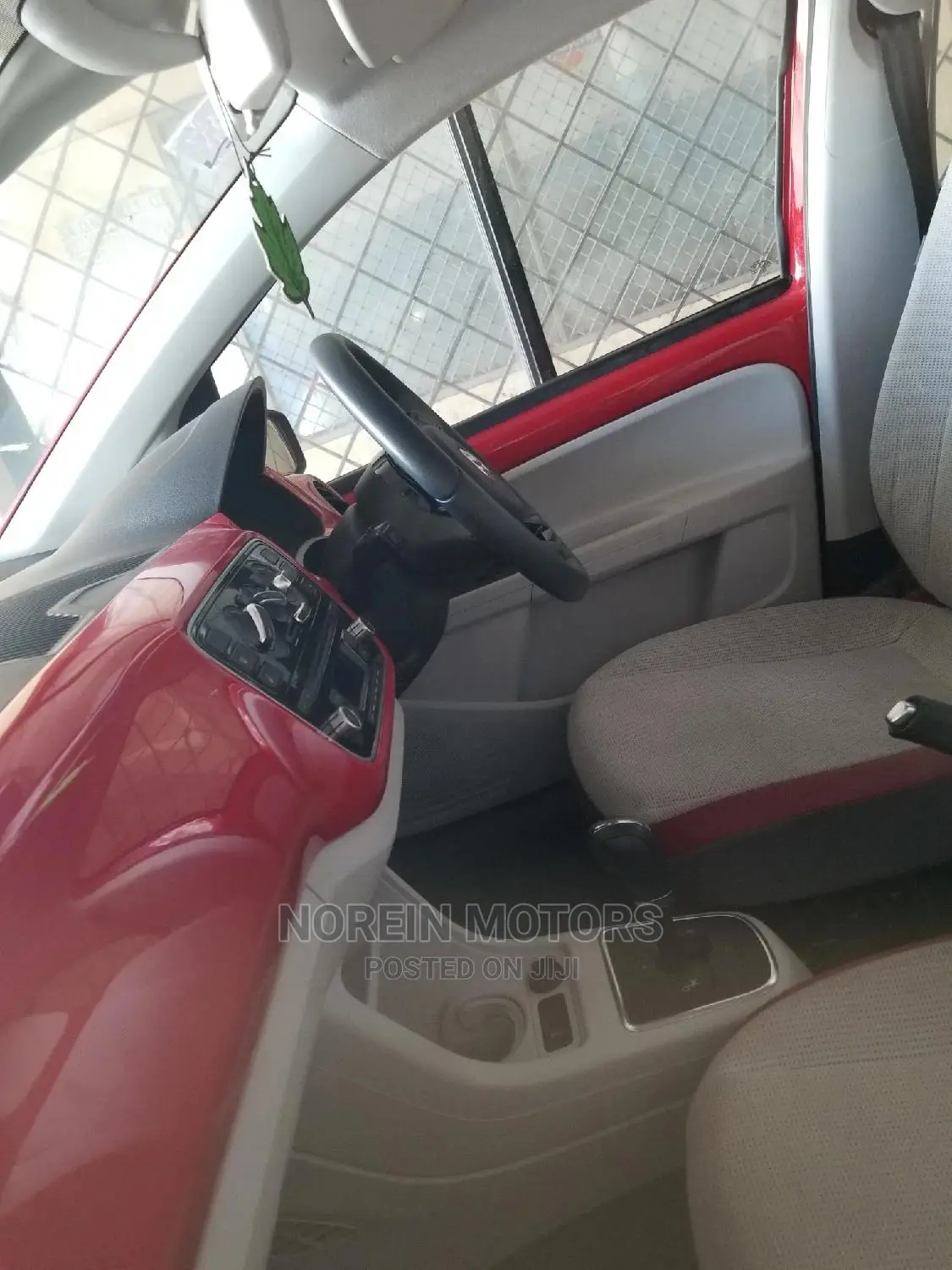Volkswagen Up 2015 Red