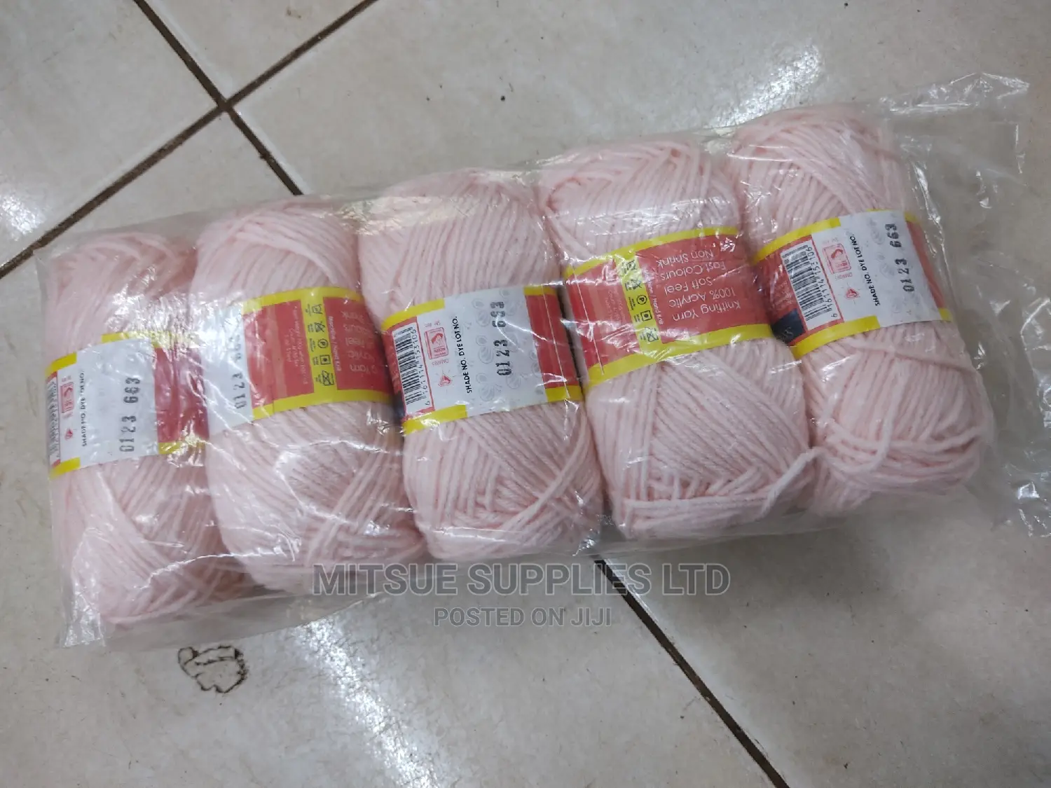 Pink Butterfly Chunky Yarn Code 123