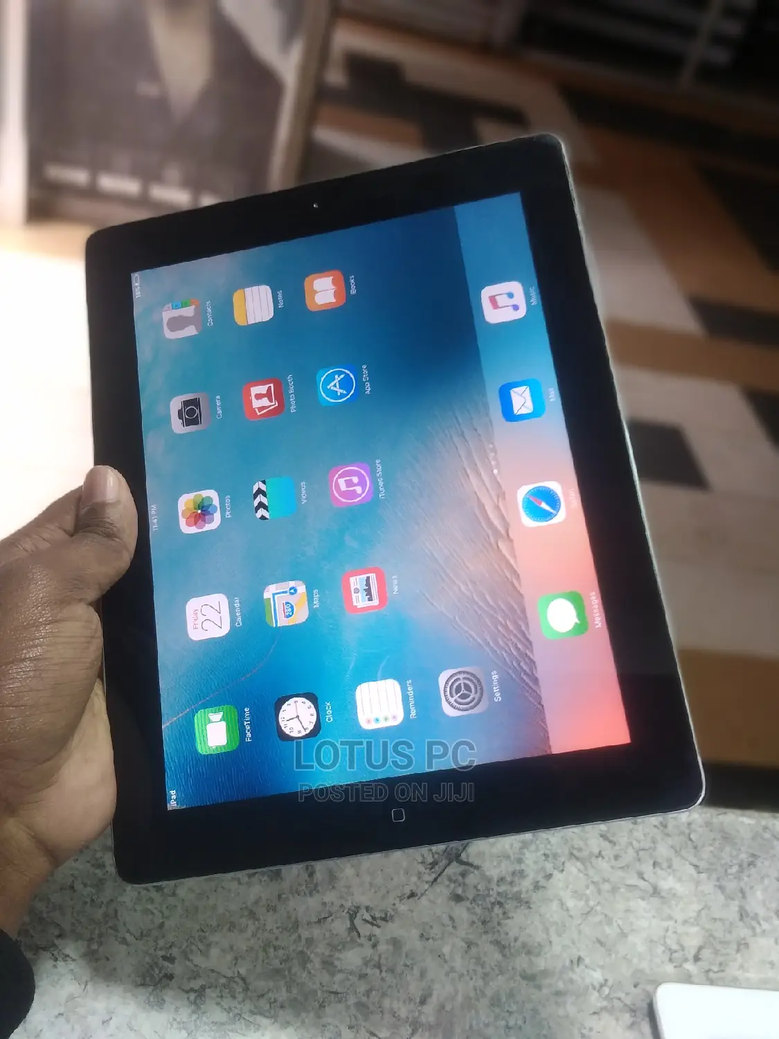 Apple iPad 2 Wi-Fi 16 GB Silver