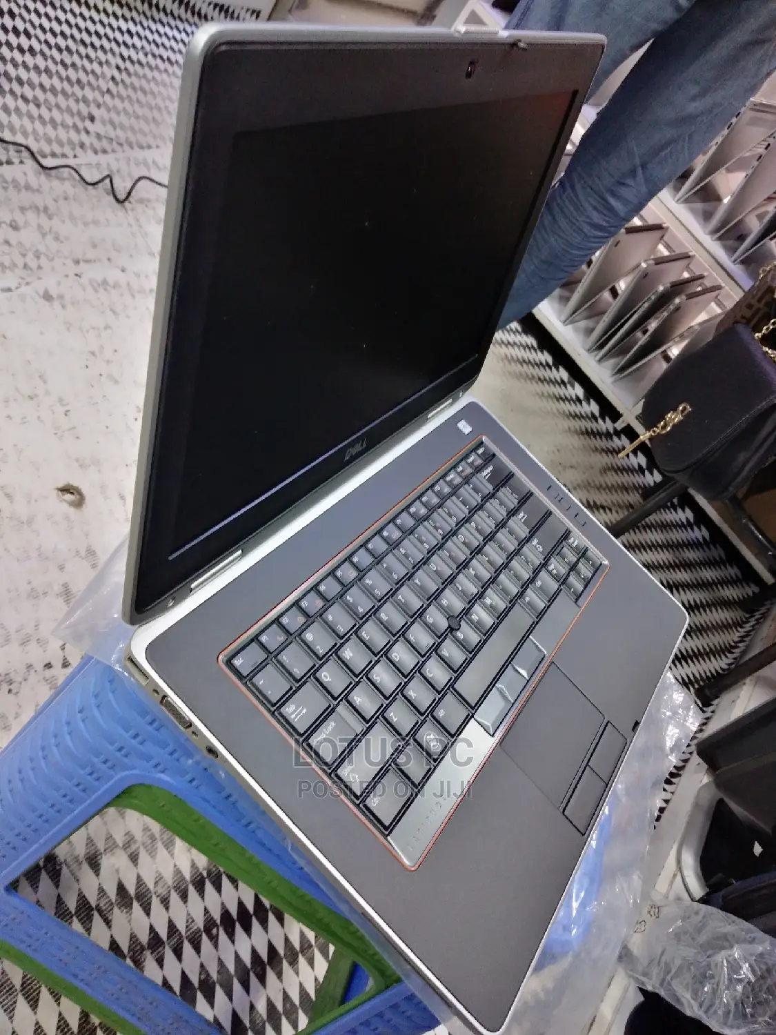 Laptop Dell Latitude E6420 4GB Intel Core I5 HDD 320GB
