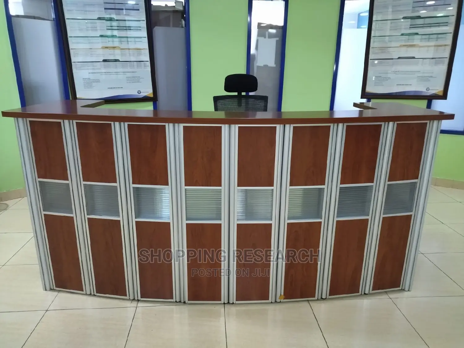 Reception Counter With Aluminium Partition