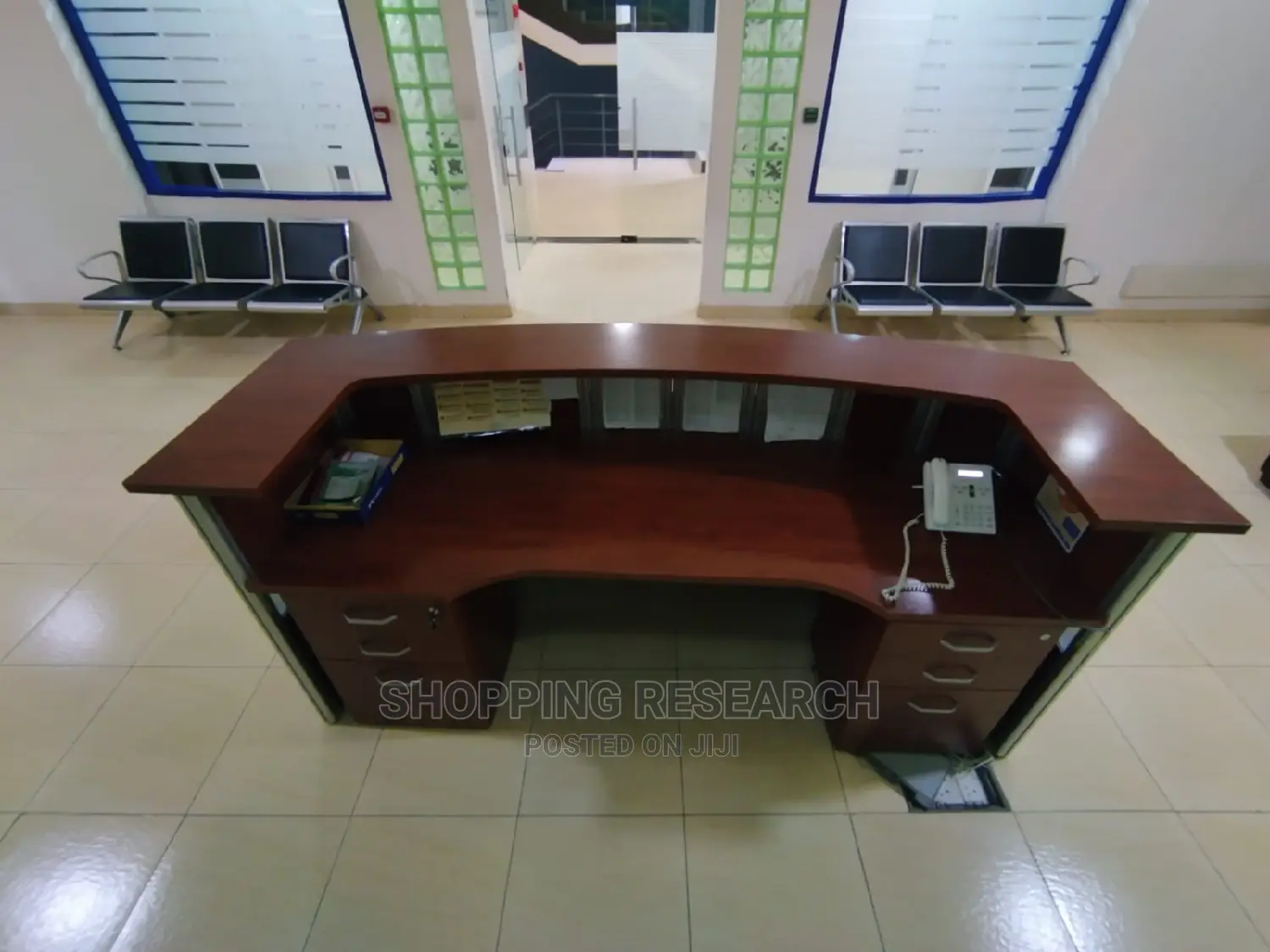 Reception Counter With Aluminium Partition