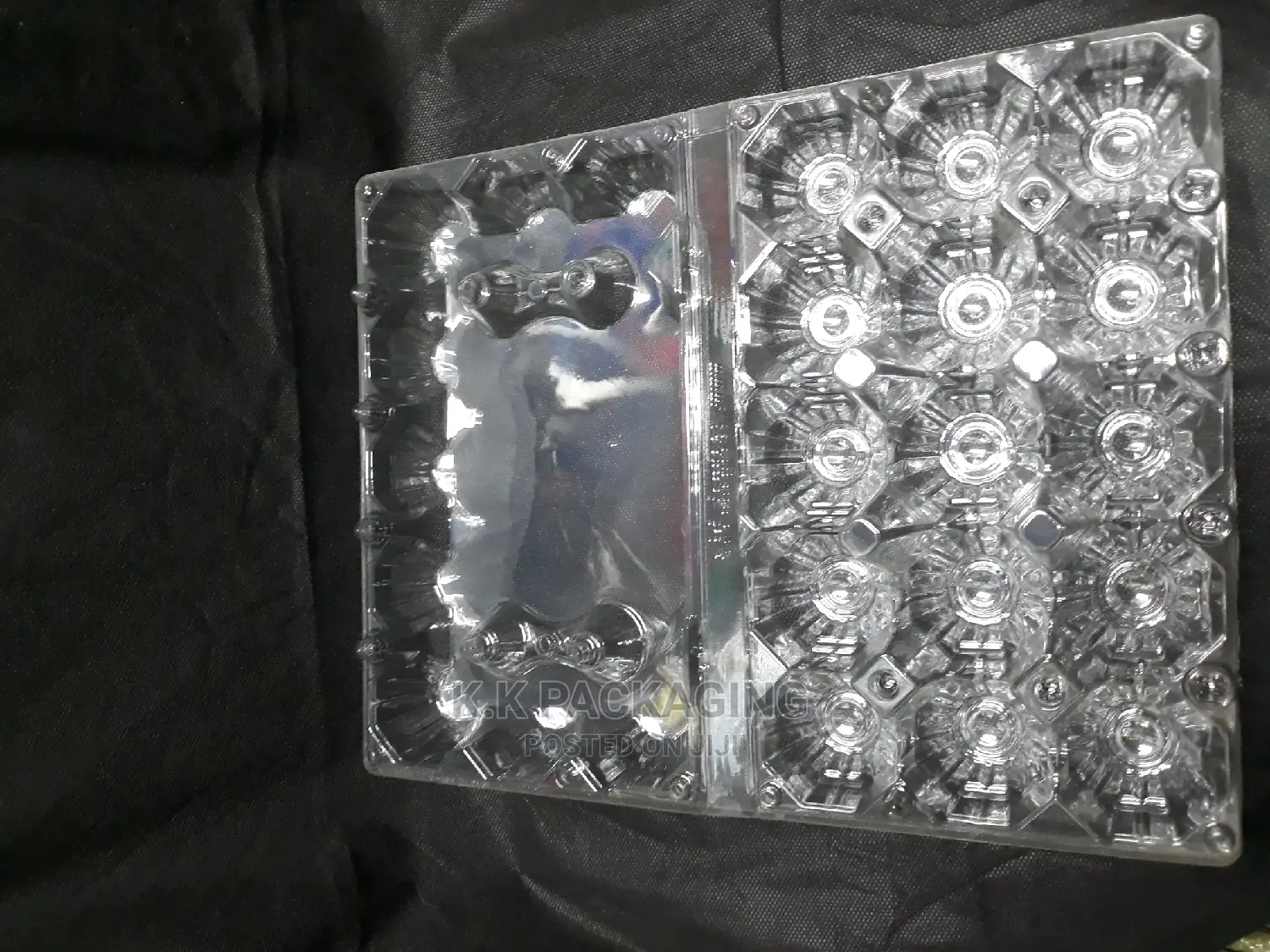 Empty Trays