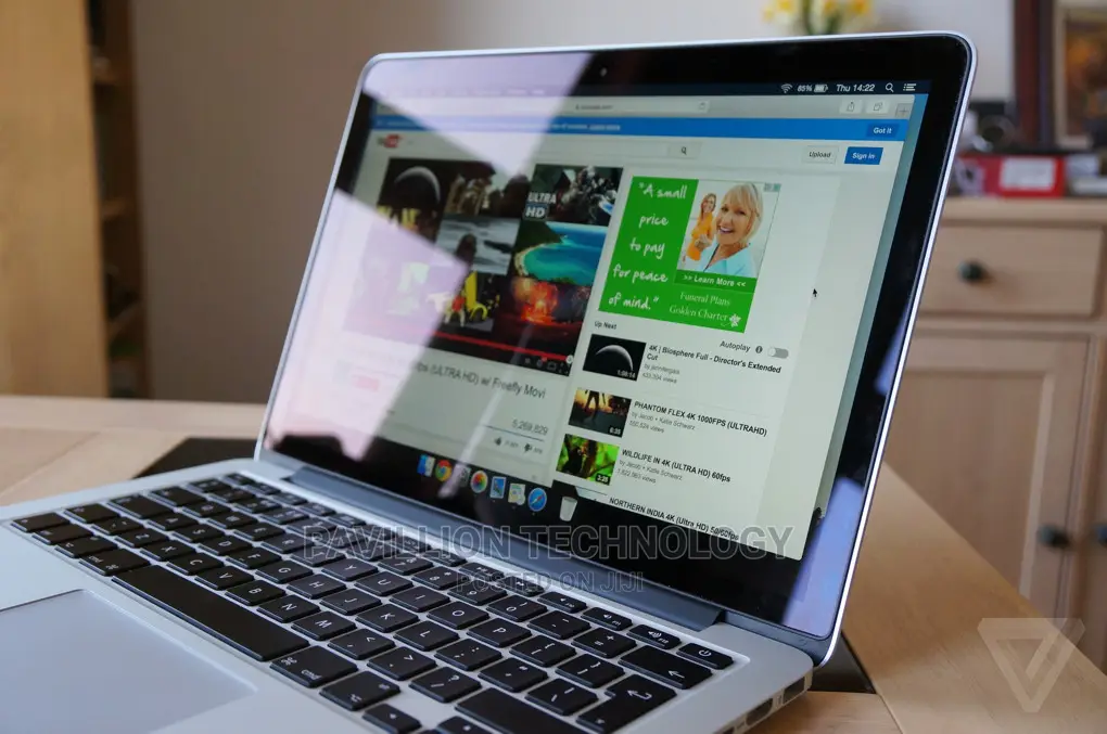 Laptop Apple MacBook Pro 8GB Intel Core I5 SSD 256GB