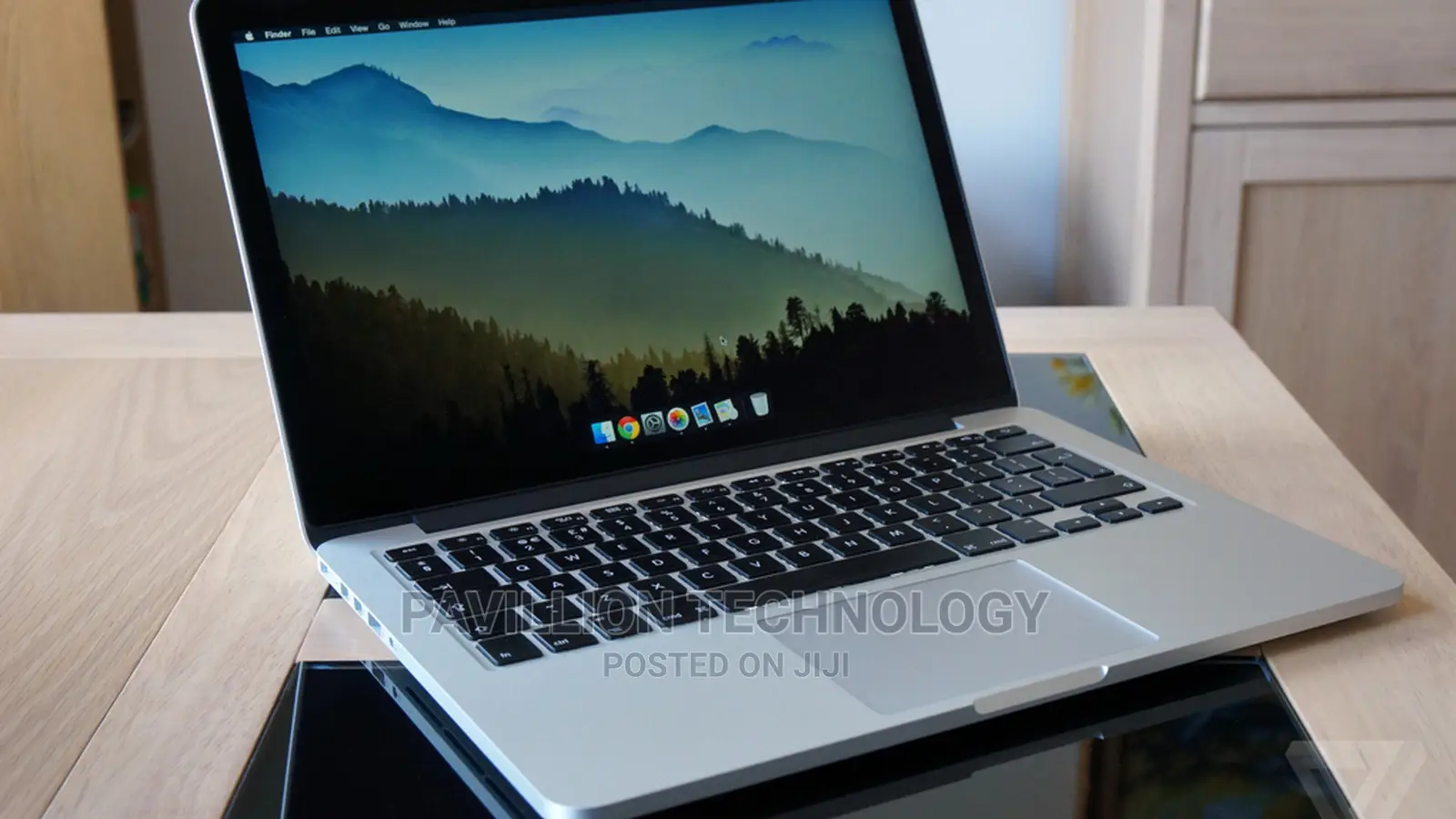 Laptop Apple MacBook Pro 8GB Intel Core I5 SSD 256GB