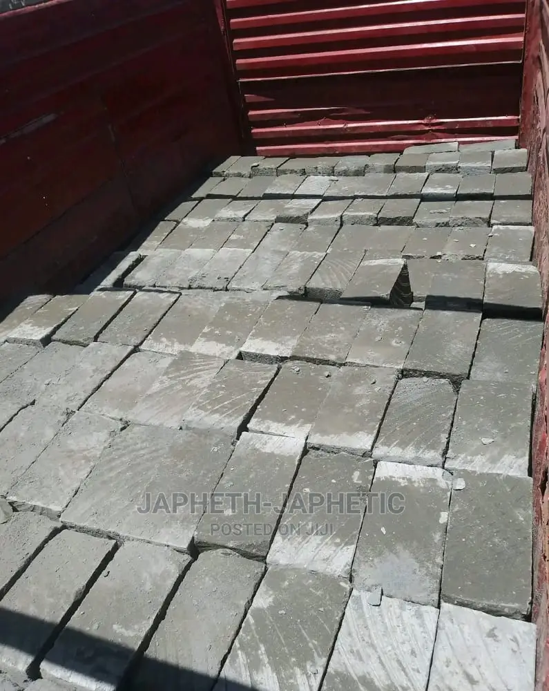Ndarugo "Blue Machine Cut Stone